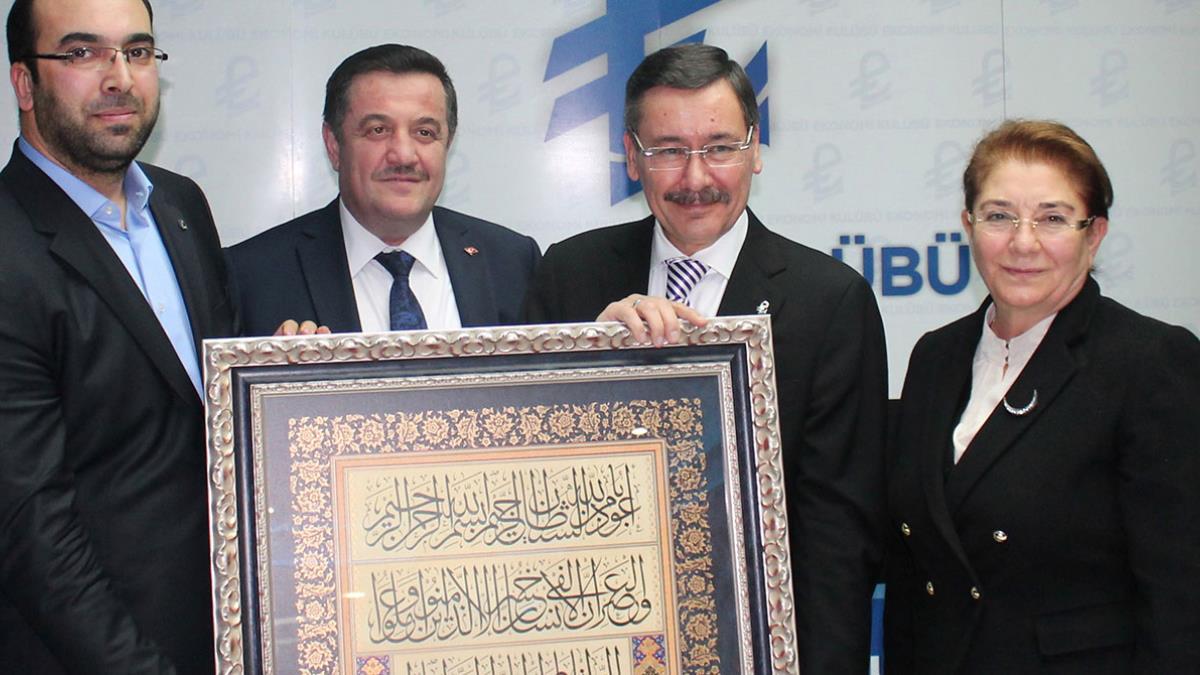 Sn. Melih GÖKÇEK Ekonomi Kulübü'nün Misafiri Oldu                                                    