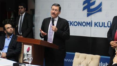 Sn. Melih GÖKÇEK Ekonomi Kulübü'nün Misafiri Oldu                                                    